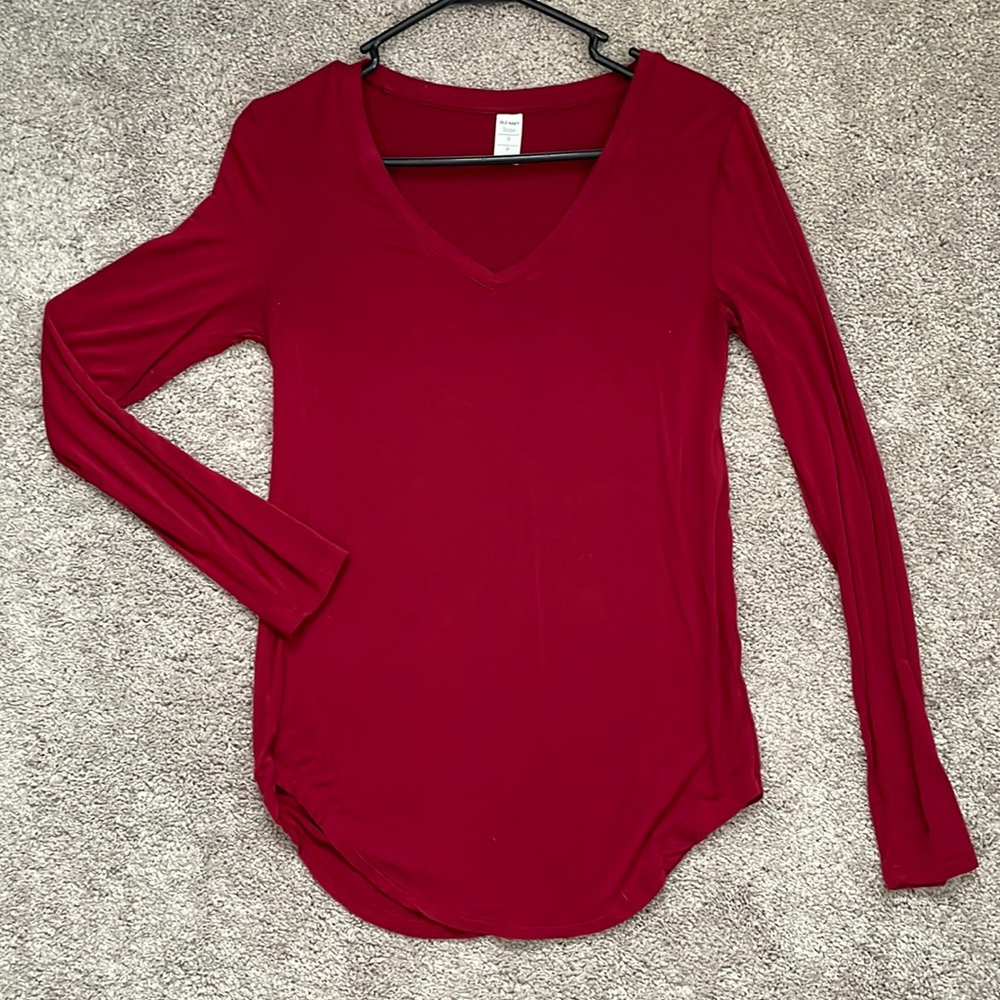 Old Navy V Neck Long Sleeve TShirt